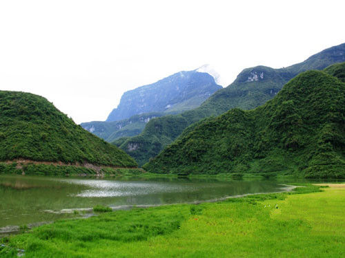 壮丽大峡谷 秀美大瓦山 